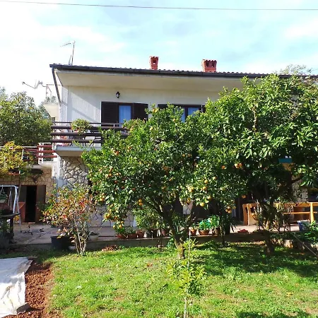 Lovran 15546 * Opric