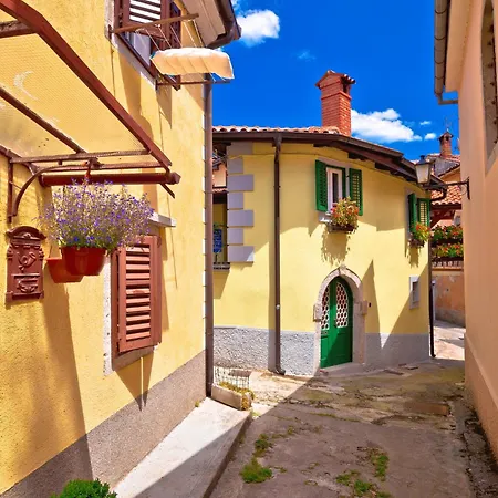 15546 Lägenhet Lovran